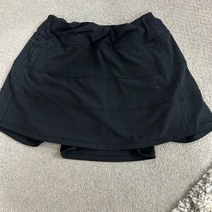 Black lulu tennis skirt